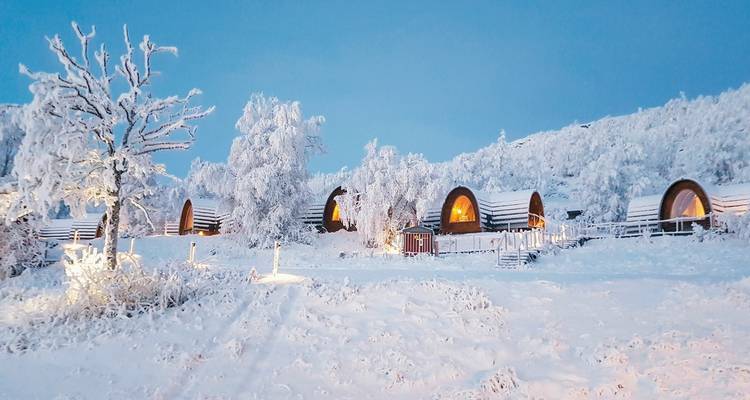 Experience the Northern Lights, post ship and snow hotel - DERTOUR 9