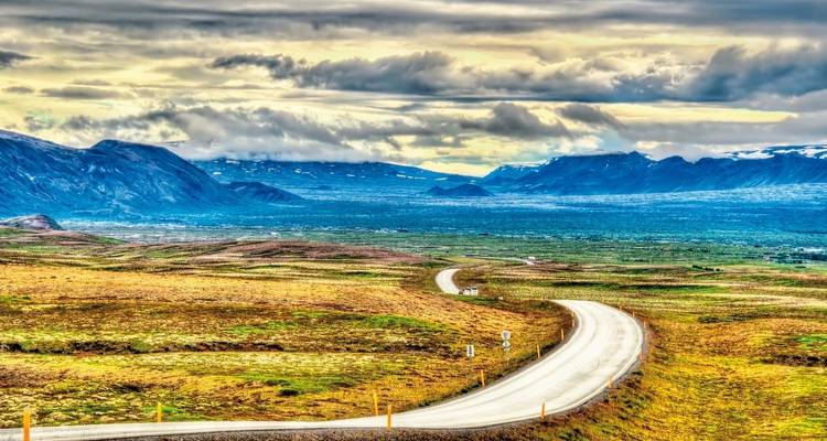 Relax and enjoy Iceland's summer - DERTOUR 5