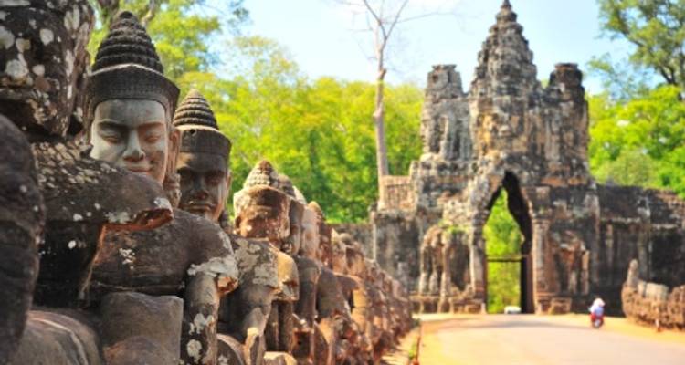 The Mekong in a different way - Between adventure and must-seesites (10 destinations) - CroisiEurope River Cruises 8
