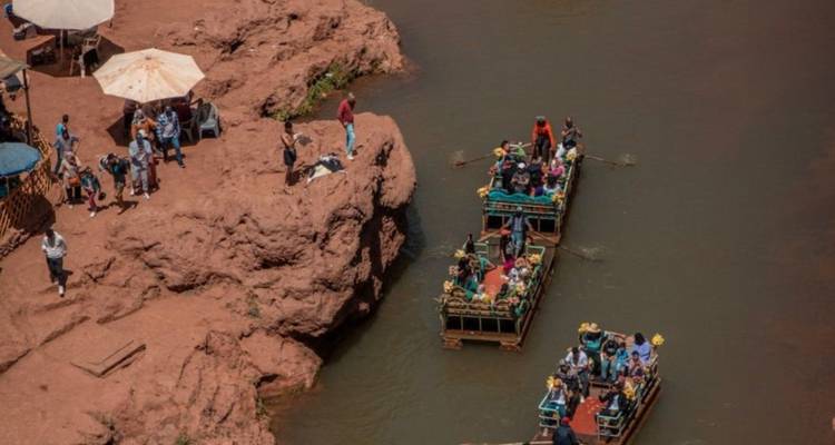 Excursion privée : Randonnée guidée et excursion en bateau aux chutes d'eau d'Ouzoud - Morocco Getaway Ltd  2