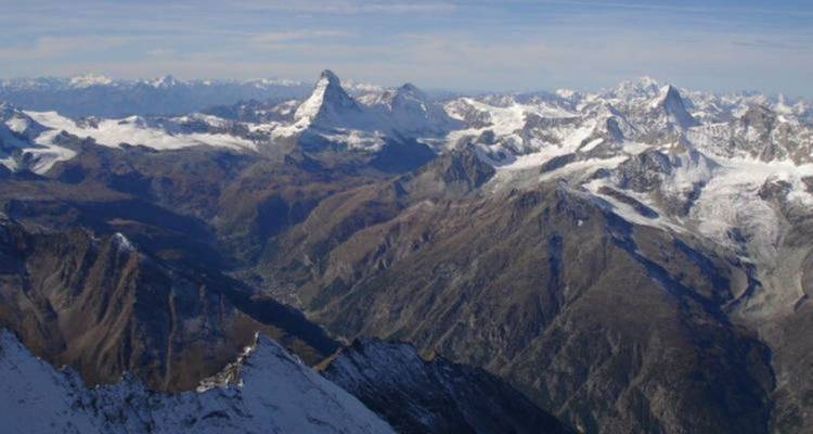 15% de réduction - Voyage [autoguidé] en Suisse couvrant Zurich, Lucerne, Interlaken et Montreux (en 9 jours) : Soldes de Noël et du Nouvel An - WiseYatra 1