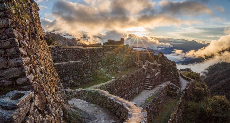 Aventure exclusive : Circuit privé de 2 jours sur le Chemin de l'Inca - Valencia Travel Cusco 1