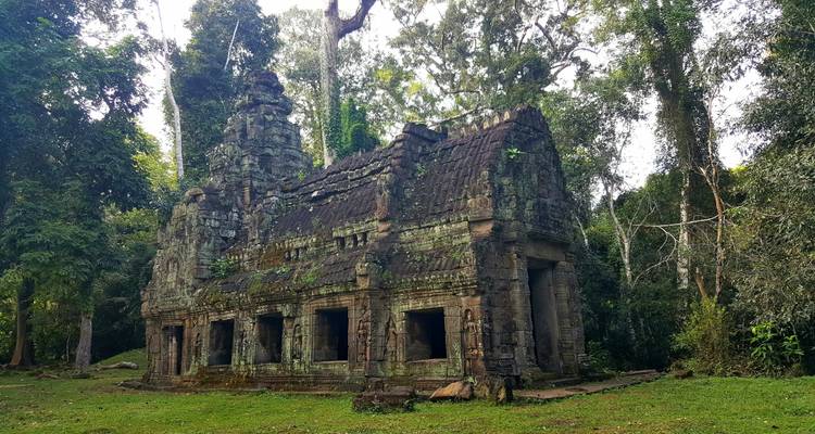 5 Days 4 Nights in Siem Reap & Pnompenh - Rustic Asia Travel 2