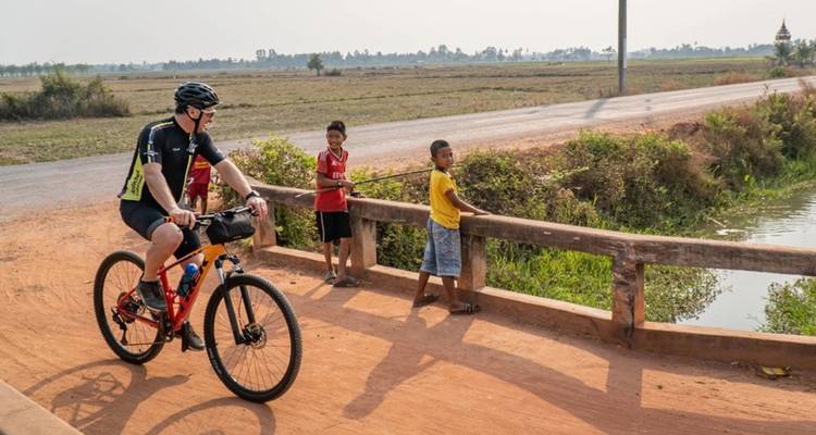 Cyclisme en Indochine : Vietnam, Cambodge, Laos - Siem Reaper Travel 6