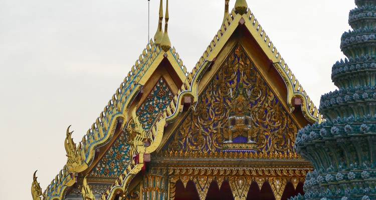5 jours à Bangkok comprenant le sanctuaire des éléphants et la chute d'eau d'Erawan, le Grand Palais et 2 temples - STM Tours LLC 4