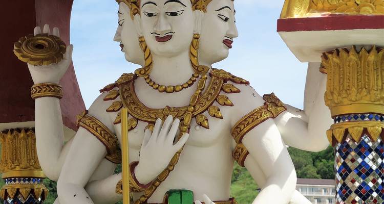 4 jours à Bangkok avec visite de la plage de Pattaya et de l'île de Corail (Koh Larn) et les 3 principaux monuments. - STM Tours LLC 1