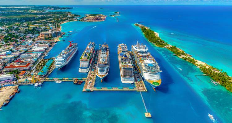 Discover the Vibes of the Caribbean - Emerald Cruises 2