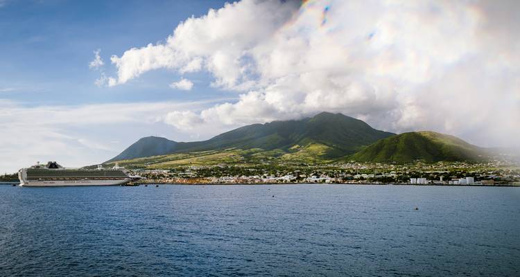 Discover the Vibes of the Caribbean - Emerald Cruises 4