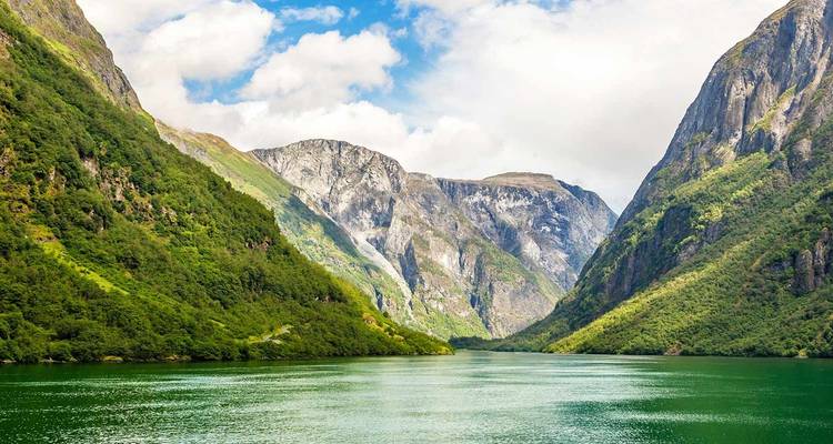 Maravillas Nórdicas y Fiordos de Noruega - Scenic Luxury Cruises & Tours 2