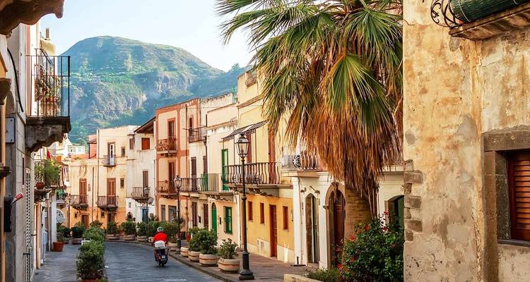 Trésors italiens : côte amalfitaine, Sicile et Malte - Scenic Luxury Cruises & Tours 1