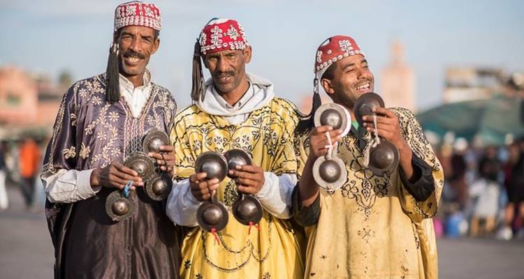 Tour de 10 días por Marruecos desde Casablanca, pasando por Chefchaouen, Fez, el desierto y los pueblos bereberes - Travel-To-Desert 10