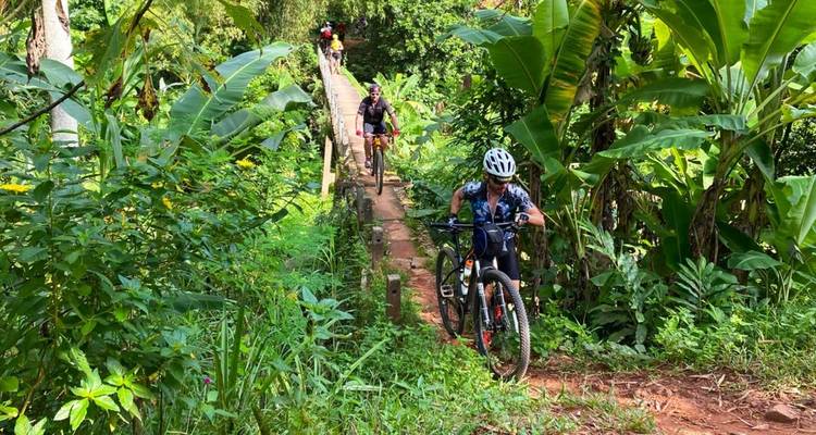 De Angkor a Pakse en bicicleta - Siem Reaper Travel 4