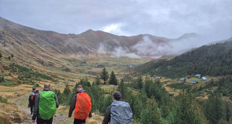 La meilleure partie de la piste des sommets des Balkans en Albanie et au Monténégro en 6 jours - Go as Local  7