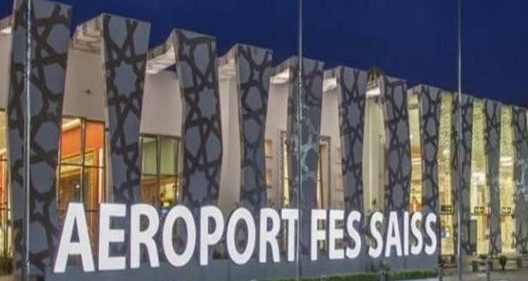 Transfert privé de l'aéroport de Fès à votre hébergement à Fès (carte SIM incluse) - Omega Tour 3