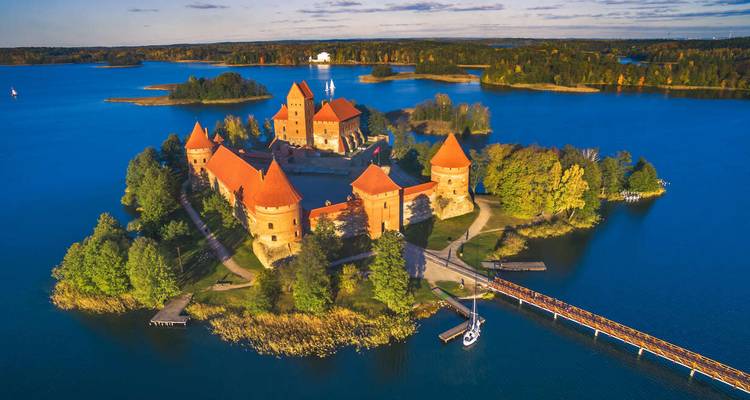 Upgraded - The Baltic States and Poland - Explore! 1