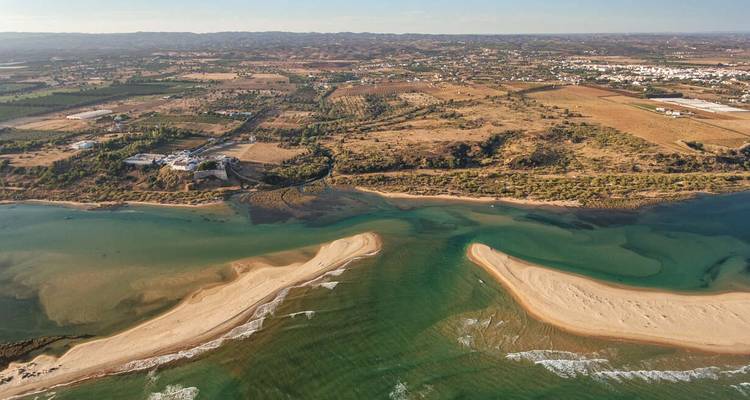 Upgraded - Walking in Portugal - Explore! 10