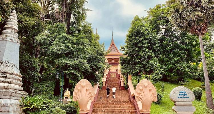 Phnom Penh City Tour include Mekong River Sunset Cruise - About Cambodia Travel & Tours 5
