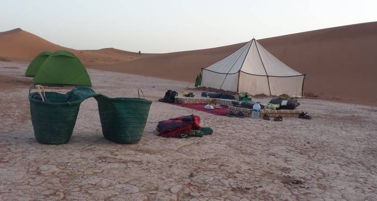 Trekking au Sahara - 6 jours ( promenade avec les nomades et les chameaux) - SAHARA EYES 9