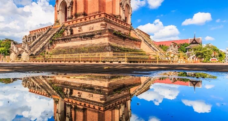 Circuito de 10 días por la Tailandia espiritual con el tatuaje Sak Yan bendecido por un monje (guía y conductor privados）Personalizable - UME Travel Co. Ltd 1