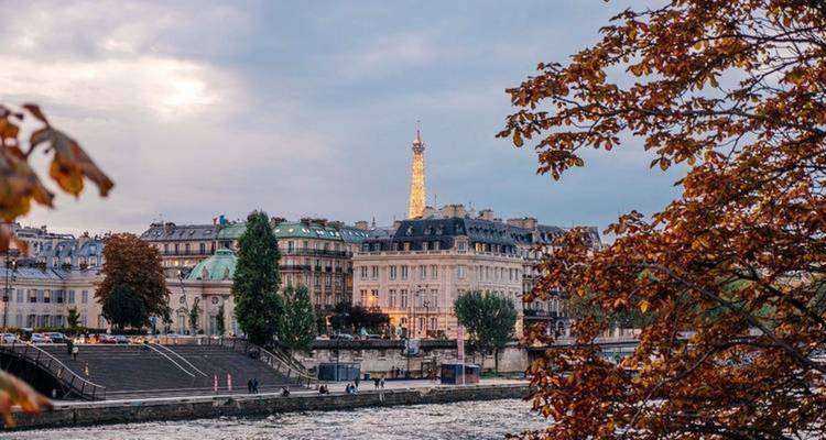 [Paris et la Suisse (séjour à Zurich) en 8 jours - WiseYatra 1