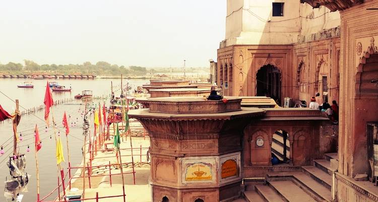 Circuito de 2 noches y 3 días a Mathura y Vrindavan desde Delhi - Yoganshi Travel 4