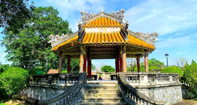 7 Days Discovery Central of Vietnam Da Nang - Quang Tri - Quang Binh and Paradise Cave - STM Tours LLC 3