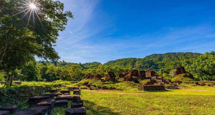 7 Days Discovery Central of Vietnam Da Nang - Quang Tri - Quang Binh and Paradise Cave - STM Tours LLC 6