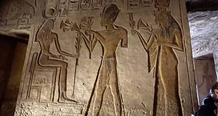 Voyage de 8 jours en Égypte : Pyramides, croisière sur le Nil et merveilles antiques - Luxury Tours Of Egypt  10