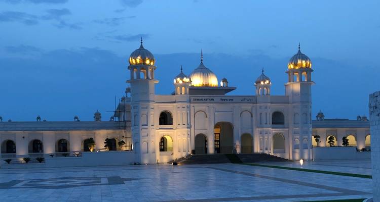 Circuit guidé au Corridor de Kartarpur et au Gurdwara Sahib Yatra - Gypsy Traces and Tours 1