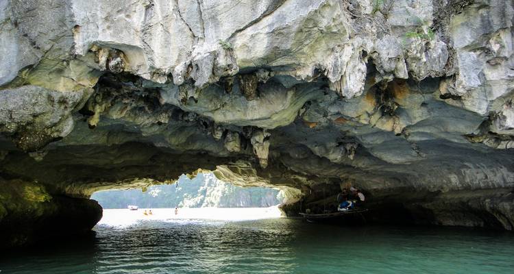 12 Días Descubre Laos y Vietnam. - STM Tours LLC 7