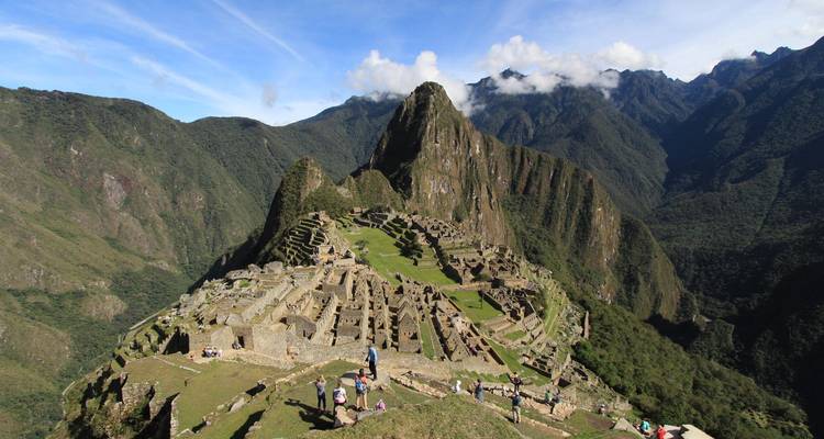 LA PAZ to QUITO (41 days) Andes & Amazon - Oasis Overland 6