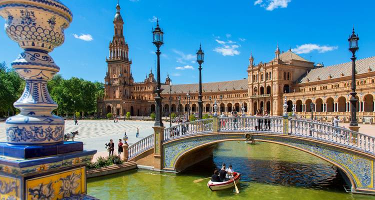 Geluxe: Spain: Vibrant Cities & Countryside Walks - G Adventures 3