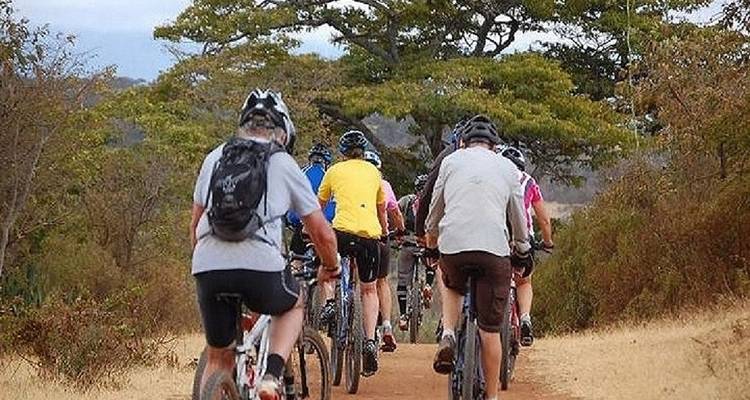 Meilleur circuit d'une journée à vélo sur le Kilimandjaro et le plateau de Shira. - Kilingeadventures 3
