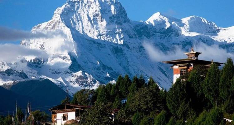 Trek aux sources d'eau chaude de Gasa - Nepal Social Treks 1