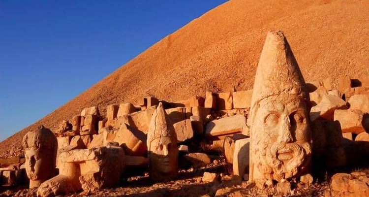Excursión de 2 noches a Nemrut, Sanliurfa y Harran desde Capadocia - Emoji Tourism 2