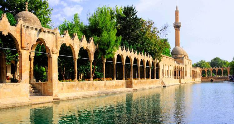 Excursión de 2 noches a Nemrut, Sanliurfa y Harran desde Capadocia - Emoji Tourism 4