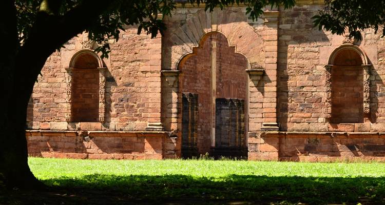 6 Días en Paraguay: Asunción, Misiones Jesuíticas y Cataratas del Iguazú - Responsible Travel South America 6