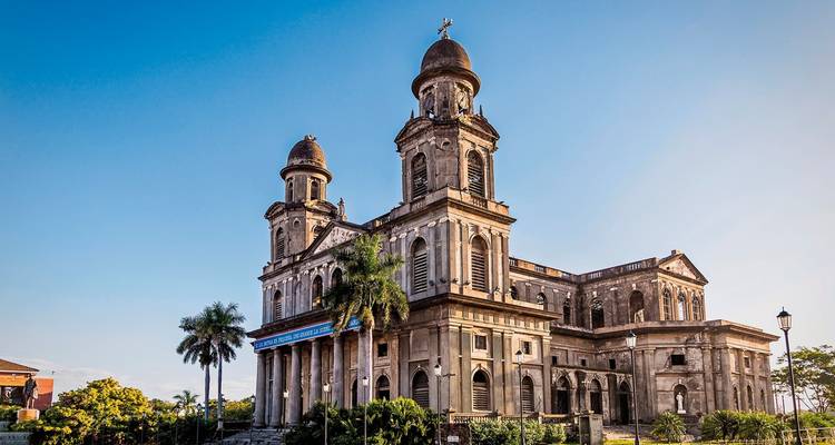 Old Cathedral of Managua with two distinctive towers.