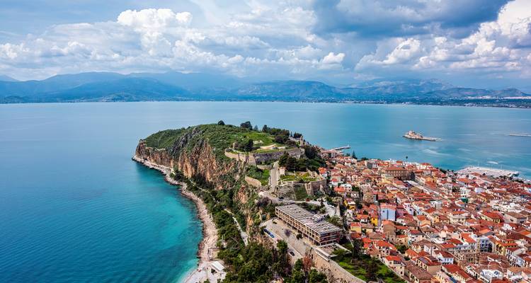 Excursión guiada en bicicleta eléctrica por el Peloponeso Meridional: Areópoli, Monemvasia, Elafonisos, Cuevas de Diros y Mystras - Athensbybike 3