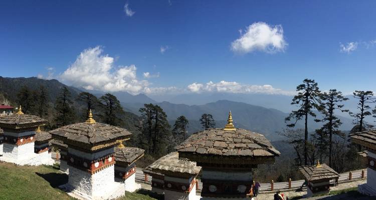 16 días India - Bután - Nepal: Taj Mahal-monasterios de montaña-templos del Himalaya - Oasis Travel 2