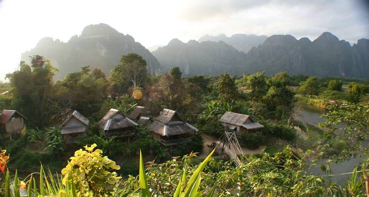 16 días Rostros de Asia: Tailandia - Laos - Vietnam - Oasis Travel 1