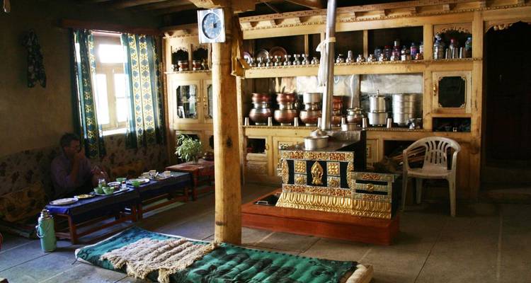 Adventure Ladakh: on foot over high passes and through green valleys - DIAMIR Erlebnisreisen 6