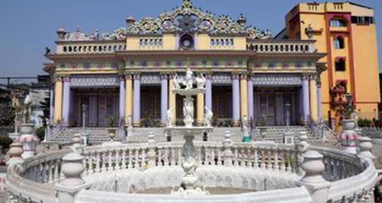 Cruise on the Ganges: The Sacred Waters between Kolkata and Varanasi (port-to-port cruise) (from Kolkata (Calcutta) to Delhi) - CroisiEurope River Cruises 4