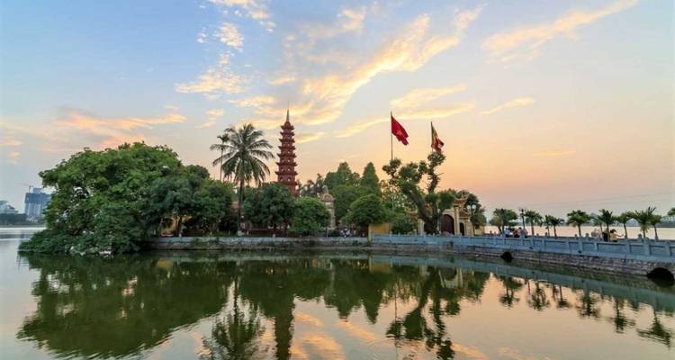 14 Days Vietnam Discovery Group Tour - Old Quarter Travel 6