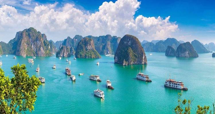 14 Days Vietnam Discovery Group Tour - Old Quarter Travel 7