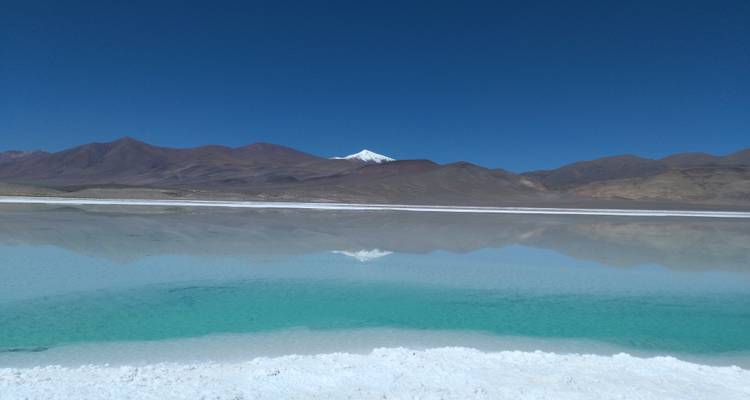 Tolar Grande: Volcanoes & Salt Deserts - Mater Sustentable 2