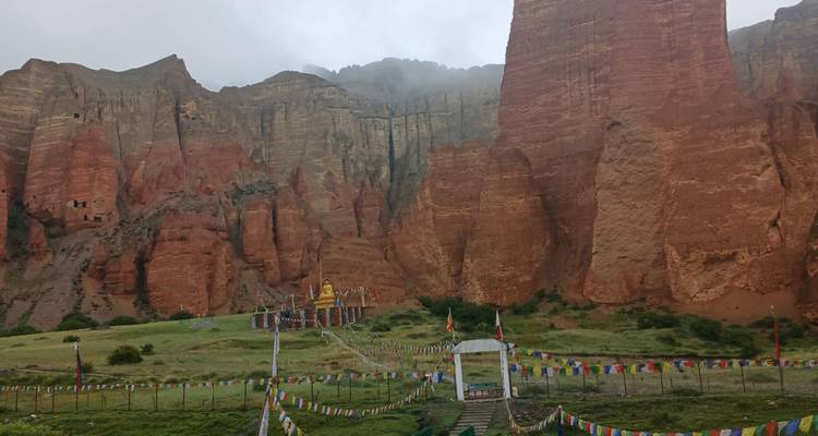 Ruta de Lujo por el Alto Mustang - 16 Días - White Hill Adventure Treks and Expedition Pvt Ltd 2
