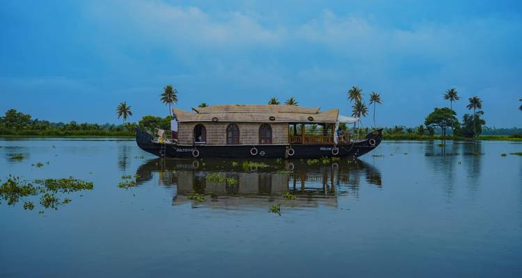 Crucero por los remansos de Kerala con viaje al Taj Mahal 13 días - TTI TOURS 3