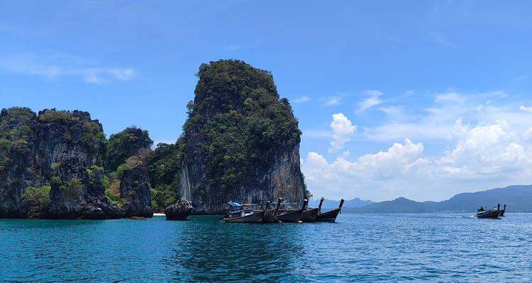 Navega con orgullo por Tailandia - Med Sailing Holidays 8