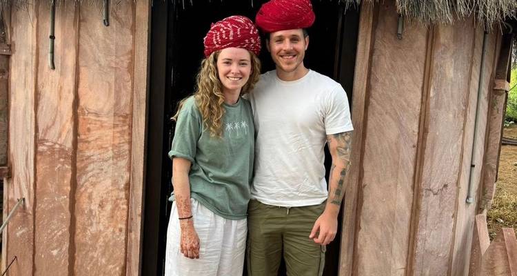 Luxury Golden Triangle Tour with Jodhpur & Udaipur from New Delhi Airport: Taj Mahal, Elephants, Camels and Lakes - Creative India Journey 1